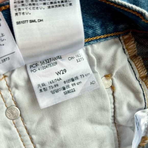 Classic Levi’s 501 Denim Shorts - Picture 4 of 7